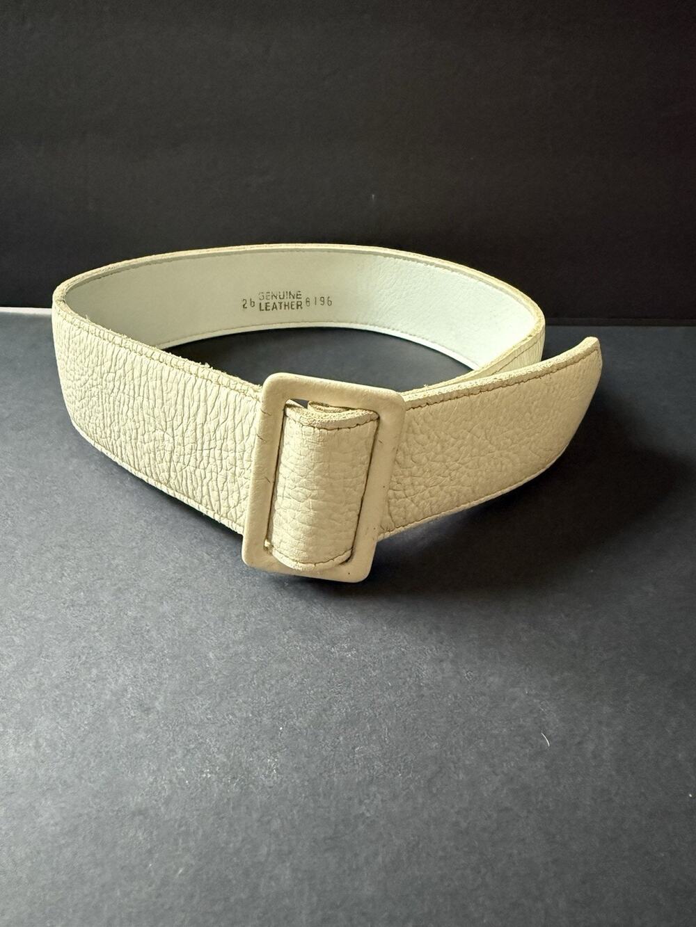 Vintage Astor Germany Leather Wide White Belt Rectangle Buckle Womens Size 26